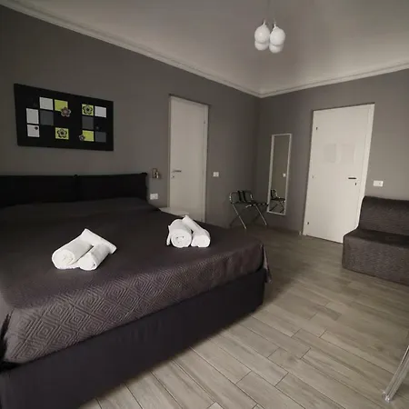 Cavour37 Gasthuis Palermo