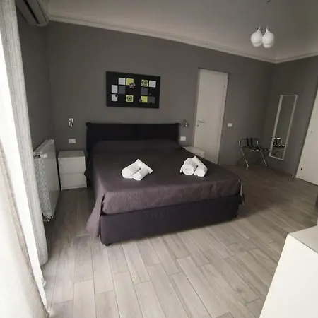 Cavour37 Gasthuis Palermo