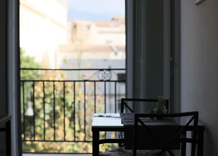 Cavour37 Гостевой дом 3*