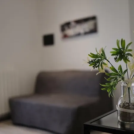 Cavour37 بيت ضيافة